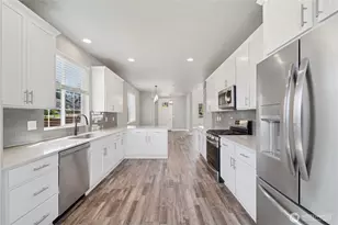 12950 190th Ave E, Bonney Lake, WA 98391 - Photo 9