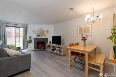 3430 I Street NE #J101, Auburn, WA 98002 - Photo 9