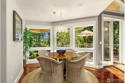4560 Island Avenue, Bainbridge Island, WA 98110 - Photo 15