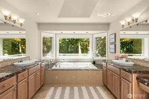 4560 Island Ave, Bainbridge Island, WA 98110 - Photo 21