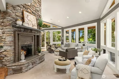 4560 Island Avenue, Bainbridge Island, WA 98110 - Photo 9