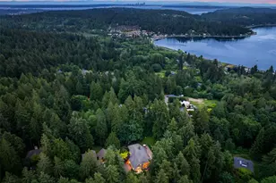 4560 Island Ave, Bainbridge Island, WA 98110 - Photo 37