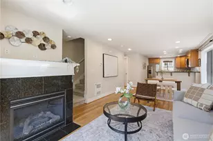 1017 NE 123rd St, Seattle, WA 98125 - Photo 17