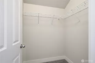 1017 NE 123rd St, Seattle, WA 98125 - Photo 21