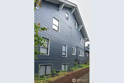 5201 19th Avenue NE, Seattle, WA 98105 - Photo 5