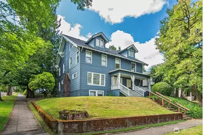 5201 19th Avenue NE, Seattle, WA 98105 - Photo 1