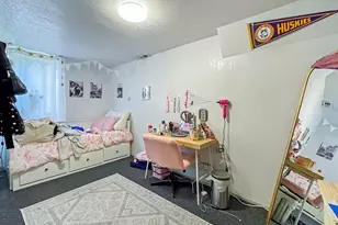 5201 19th Ave NE, Seattle, WA 98105 - Photo 35