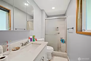 2521 Talbot Crest Dr S, Renton, WA 98055 - Photo 19