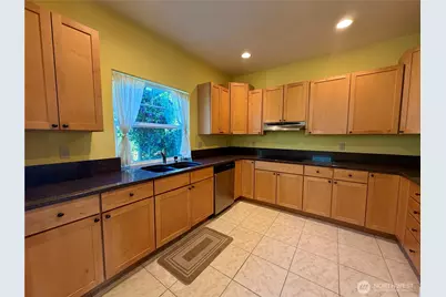 2675 Wilson Street, Port Townsend, WA 98368 - Photo 11