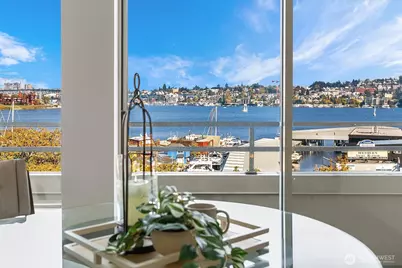 2400 8th Avenue N #2, Seattle, WA 98109 - Photo 1