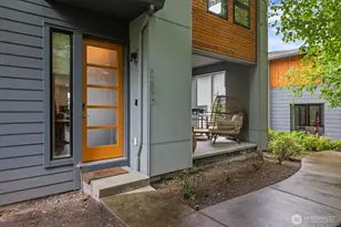 12873 SE 75th Rd, Newcastle, WA 98056 - Photo 3