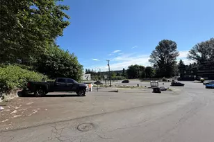 10401 Lake City Way NE, Seattle, WA 98125 - Photo 9