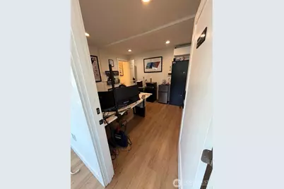 10401 Lake City Way NE, Seattle, WA 98125 - Photo 19
