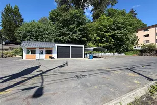 10401 Lake City Way NE, Seattle, WA 98125 - Photo 5