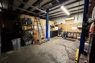 10401 Lake City Way NE, Seattle, WA 98125 - Photo 25