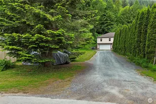 373 Rainbow Dr, Sedro Woolley, WA 98284 - Photo 3