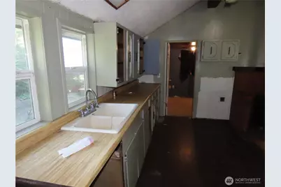 1047 Pine Street, Grayland, WA 98547 - Photo 5