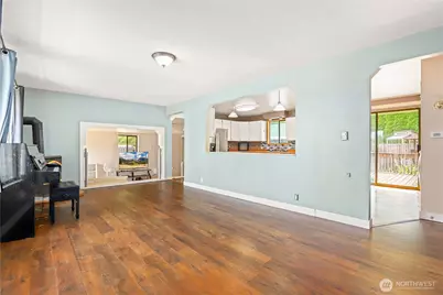 310 Scotland Drive, Camano Island, WA 98282 - Photo 5