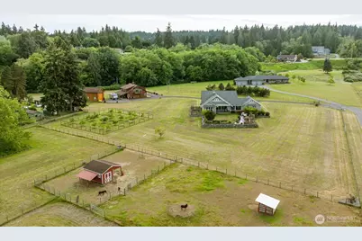 4764 Black Walnut Terrace, Clinton, WA 98236 - Photo 5