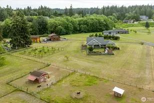 4764 Black Walnut Terrace, Clinton, WA 98236 - Photo 5