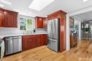 4240 S Rose St, Seattle, WA 98118 - Photo 11