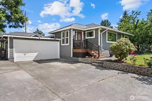 4240 S Rose St, Seattle, WA 98118 - Photo 1