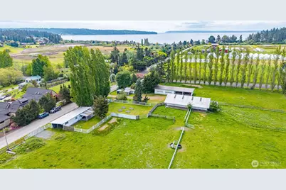 5392 Shore Meadow Road, Freeland, WA 98249 - Photo 3