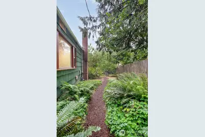 17633 10th Avenue NE, Shoreline, WA 98155 - Photo 27