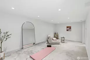 69 E Lynn St, Seattle, WA 98102 - Photo 17
