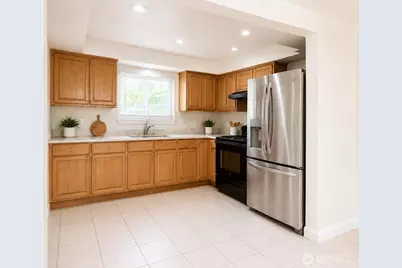 13404 Military Road S, Tukwila, WA 98168 - Photo 9