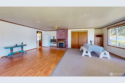 18375 W Big Lake Boulevard, Mount Vernon, WA 98274 - Photo 11