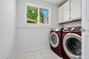 10606 NE 19th Pl, Bellevue, WA 98004 - Photo 29