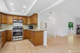 10606 NE 19th Pl, Bellevue, WA 98004 - Photo 11