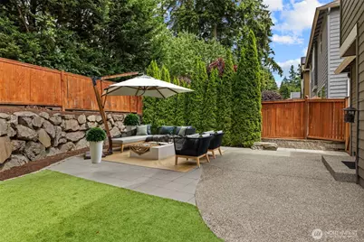 21250 NE 9th Place, Sammamish, WA 98074 - Photo 11