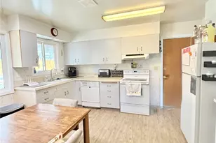 703 Sunrise Dr, Omak, WA 98841 - Photo 25