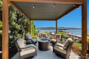 15038 Beach Dr NE, Lake Forest Park, WA 98155 - Photo 9