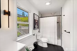 15038 Beach Dr NE, Lake Forest Park, WA 98155 - Photo 35