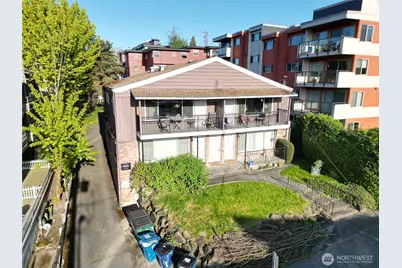 717 3rd Avenue N, Seattle, WA 98109 - Photo 1