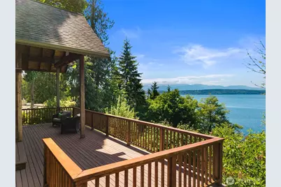 30050 Scenic Drive NE, Poulsbo, WA 98370 - Photo 3