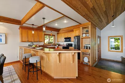 30050 Scenic Drive NE, Poulsbo, WA 98370 - Photo 15