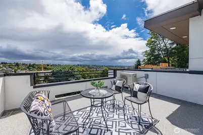 1019 Sturgus Avenue S #B, Seattle, WA 98144 - Photo 5
