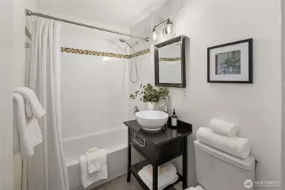 7106 California Avenue SW #101, Seattle, WA 98136 - Photo 11