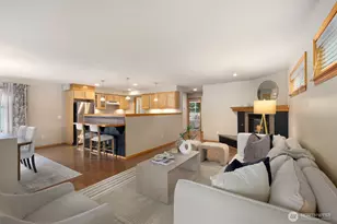 10717 Phinney Ave N, Seattle, WA 98133 - Photo 5