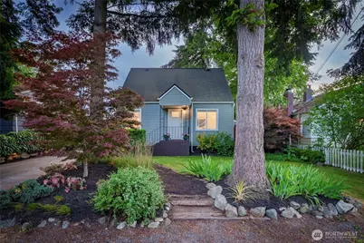 14341 Interlake Avenue N, Seattle, WA 98133 - Photo 1