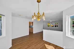 3712 W 8th St, Anacortes, WA 98221 - Photo 9