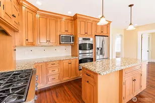 413 Quince St NE, Olympia, WA 98506 - Photo 3