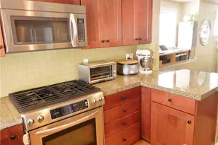 3615 Albion Pl N, Seattle, WA 98103 - Photo 9