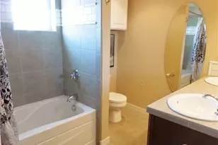 3615 Albion Pl N, Seattle, WA 98103 - Photo 15
