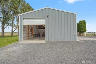 5749 SE J 2, Moses Lake, WA 98837 - Photo 9