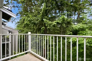 25235 SE Klahanie Blvd, Sammamish, WA 98029 - Photo 21